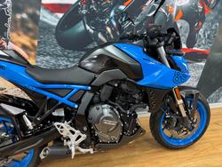 2023 Suzuki GSX-8S PEARL COSMIC BLUE