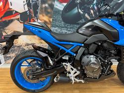 2023 Suzuki GSX-8S PEARL COSMIC BLUE