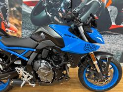 2023 Suzuki GSX-8S PEARL COSMIC BLUE