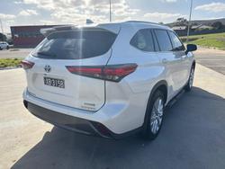 2021 Toyota Kluger Grande