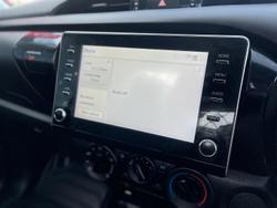 2022 Toyota
Hilux Workmate