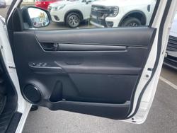 2022 Toyota
Hilux Workmate