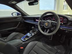 2022 Porsche
911 Carrera GTS