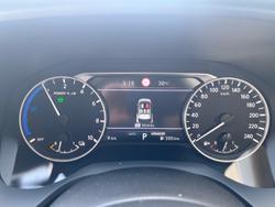 2025 Nissan
                X-TRAIL ST-L e-POWER