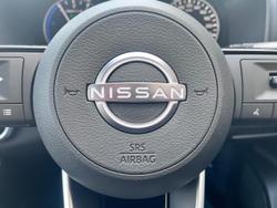 2025 Nissan X-TRAIL ST-L e-POWER