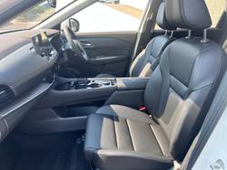 2025 Nissan
X-TRAIL ST-L e-POWER