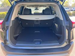 2025 Nissan
                X-TRAIL ST-L e-POWER