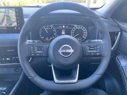 2025 Nissan
                X-TRAIL ST-L e-POWER
