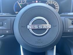 2025 Nissan
                X-TRAIL ST-L e-POWER