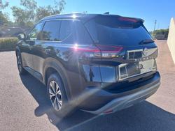 2025 Nissan
                X-TRAIL ST-L e-POWER