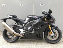 2025 Honda
CBR1000RR-R SP ABS Fireblade