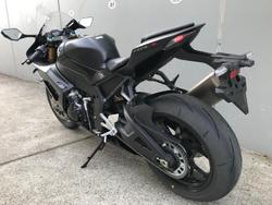 2025 Honda
CBR1000RR-R SP ABS Fireblade
