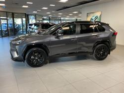 2022 Toyota
RAV4 XSE