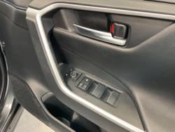 2022 Toyota
RAV4 XSE