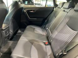 2022 Toyota
RAV4 XSE