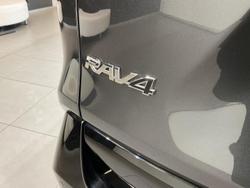 2022 Toyota
RAV4 XSE