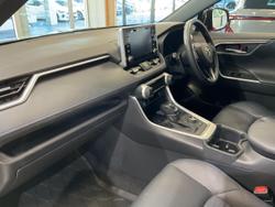 2022 Toyota
RAV4 XSE
