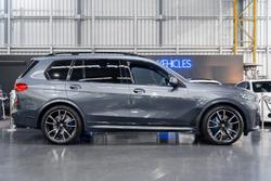 2019 BMW
X7 xDrive30d