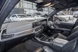 2019 BMW
X7 xDrive30d
