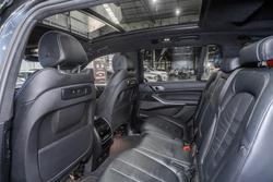 2019 BMW
X7 xDrive30d