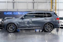 2019 BMW
X7 xDrive30d