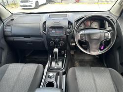 2017 Isuzu
D-MAX SX