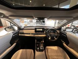 2025 Mitsubishi
Outlander Exceed