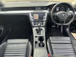 2017 Volkswagen Passat 132TSI B8 MY18 Deep Black