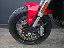 2019 DUCATI MONSTER 821 RED