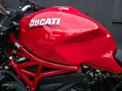 2019 DUCATI MONSTER 821 RED