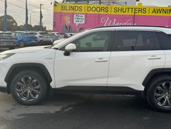 2022 Toyota
RAV4 GXL