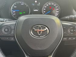 2022 Toyota
RAV4 GXL