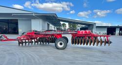 0 Serafin Tandem Hd 44 Plate Offset Disc 6.6M - Hydraulic Adjustable Gangs - Ex Demo RED