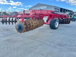 0 Serafin Tandem Hd 44 Plate Offset Disc 6.6M - Hydraulic Adjustable Gangs - Ex Demo RED