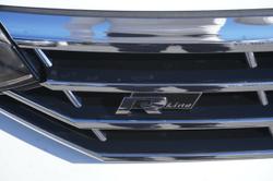 2016 Volkswagen
                Passat 206TSI R-Line