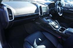 2016 Porsche
Cayenne Diesel