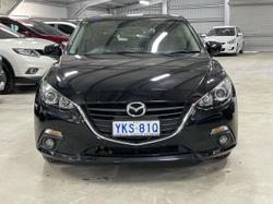 2015 Mazda
                3 Maxx