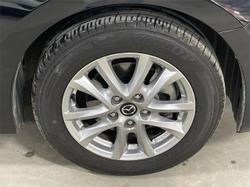 2015 Mazda
                3 Maxx