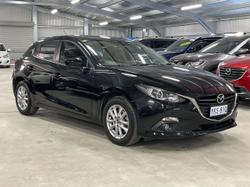 2015 Mazda
                3 Maxx