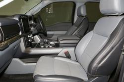 2024 Ford
                F-150 Lariat