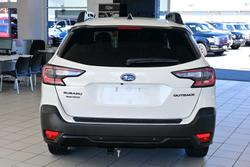 2022 Subaru
Outback AWD Sport