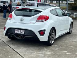 2012 Hyundai Veloster SR Turbo FS2 Crystal White