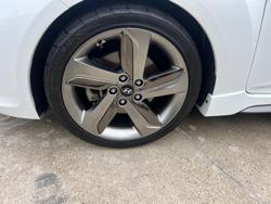 2012 Hyundai Veloster SR Turbo FS2 Crystal White
