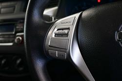 2017 Nissan Navara RX