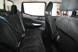 2017 Nissan Navara RX
