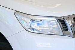 2017 Nissan Navara RX