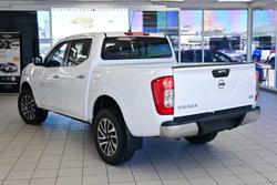 2017 Nissan Navara RX