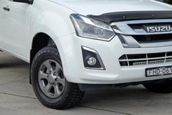 2017 Isuzu D-MAX SX High Ride MY17 4x2 Splash White
