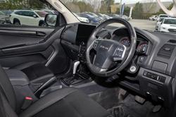2017 Isuzu D-MAX SX High Ride MY17 4x2 Splash White