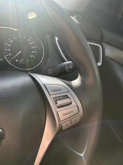 2014 Nissan
X-TRAIL TS